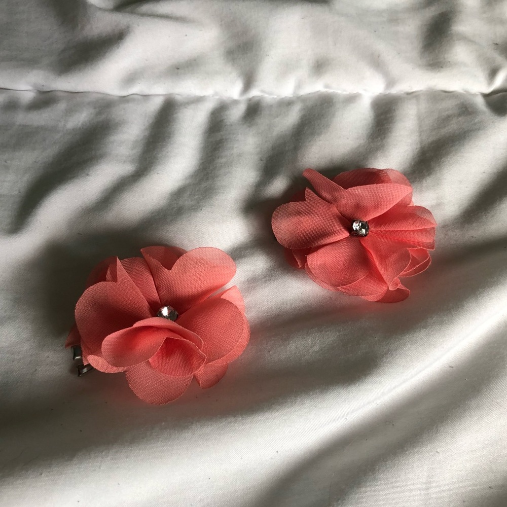 Pink Flower Clips